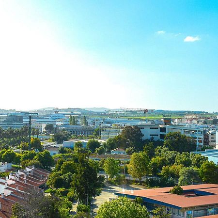 Lisbon Sky View 3Br Home + Near Airport + Free Parking Bagian luar foto