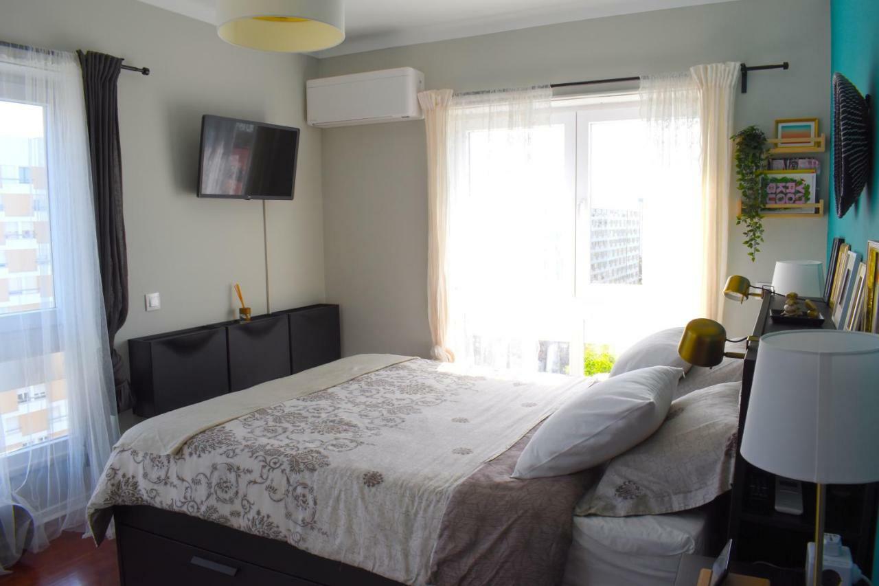 Lisbon Sky View 3Br Home + Near Airport + Free Parking Bagian luar foto